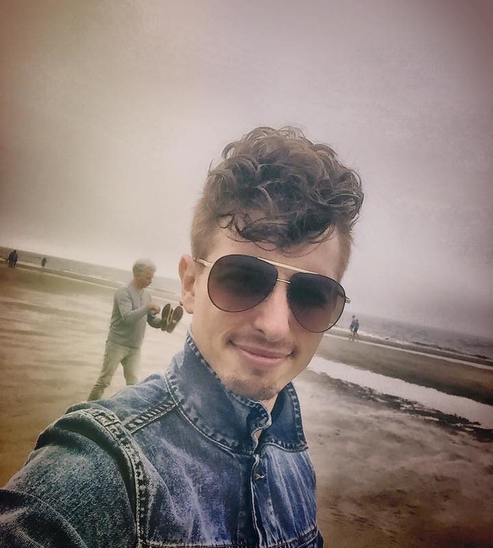 Endlich geschafft. Ein wenig Urlaub. Ich schicke euch liebe Grüße aus Holland.